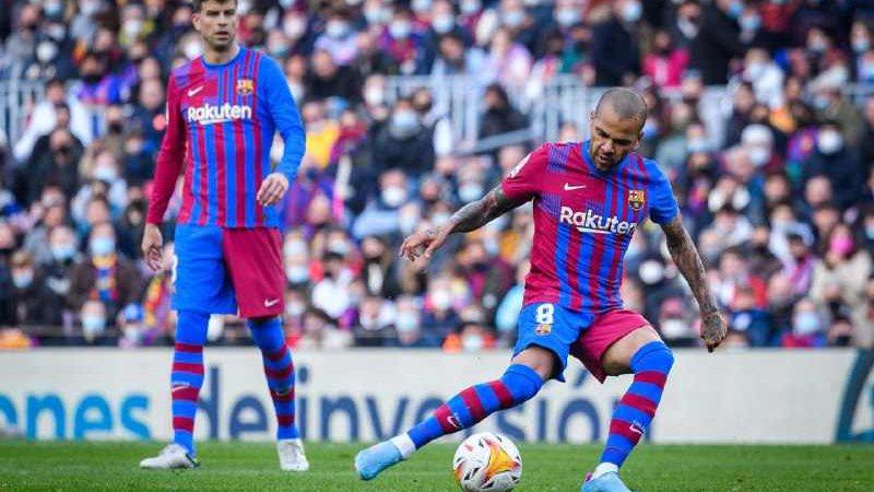 Barcelona marca quatro vezes e atropela o Real Madrid em clássico pelo Campeonato Espanhol