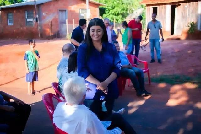 Em ato simbólico, Rose volta à terra natal para 