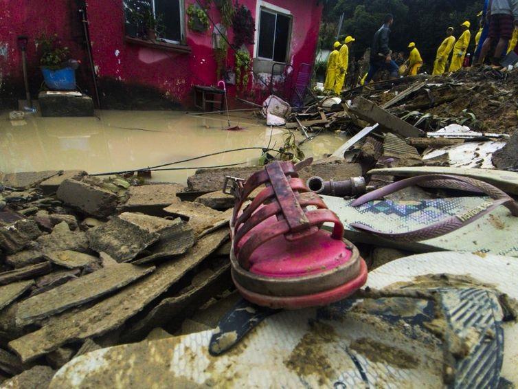 Defesa Civil confirma 91 mortes por causa das chuvas em Pernambuco