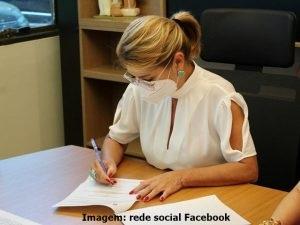 Sem licitação, prefeita Vanda Camilo contrata empresa de “ASSESSORIA CONTÁBIL” por R$ 420.000,00