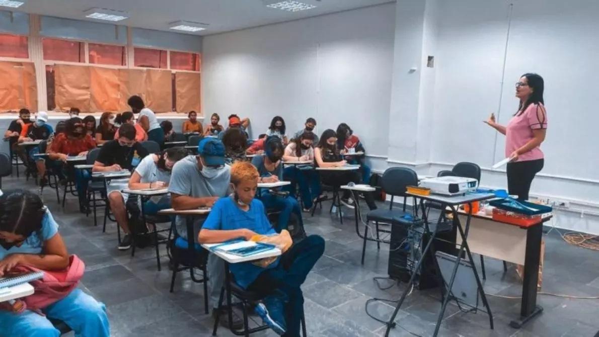 Precisa de ajuda com o currículo? Sejuv abre inscrições para curso de habilidades ao primeiro emprego