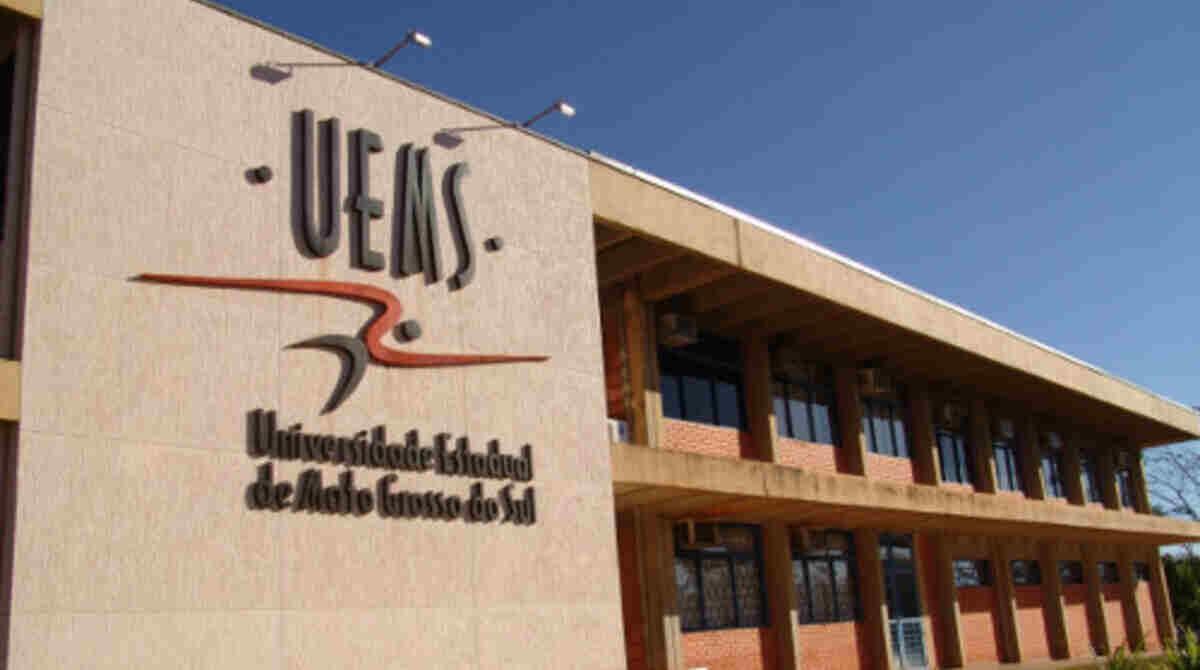 UEMS divulga resultado final e convoca aprovados em concursos para professor e assistente técnico