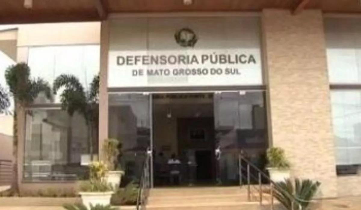 Defensoria Pública está com seleção aberta com 24 vagas e salários de até R$ 5,3 mil